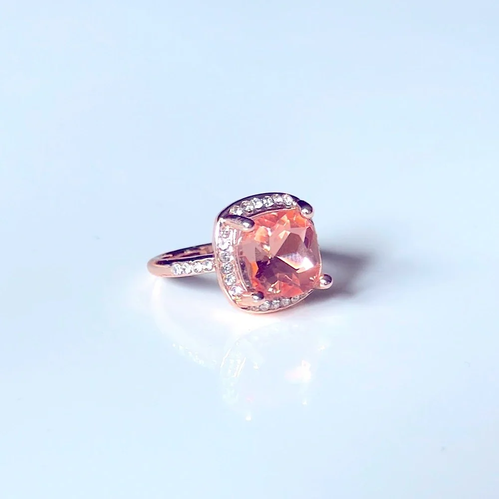 New Chatelaine Morganite Diamond & Rose Gold Halo Ring - Picture 1 of 5